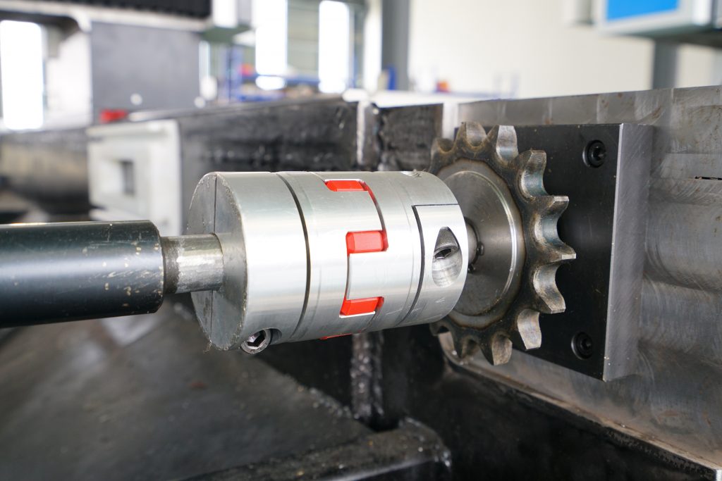 метални cnc влакна лазерна машина за лазерно рязане на желязна стомана, алуминиев меден лист